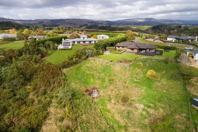 Photo of property in 4 Wake Place, Aokautere, Palmerston North, 4471