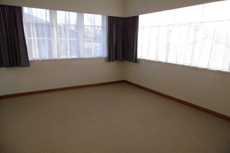 Photo of property in 19 Elizabeth Avenue, Papatoetoe, Auckland, 2025