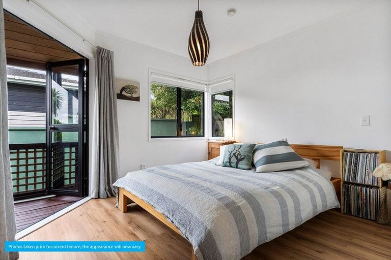 Photo of property in 2/36 Beulah Avenue, Rothesay Bay, Auckland, 0630