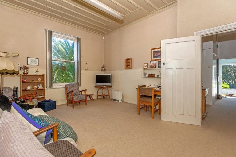 Photo of property in 384 Aberdeen Road, Gisborne, 4010
