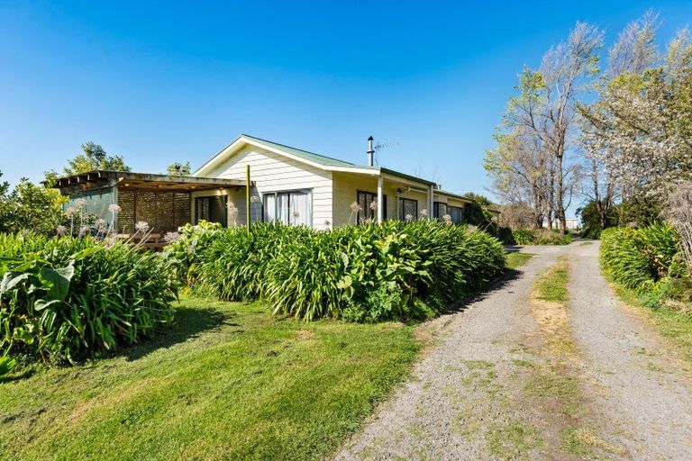 Photo of property in 215 Riverbend Road, Meeanee, Napier, 4110