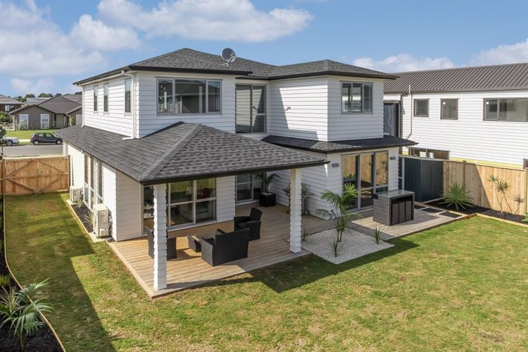 Photo of property in 293 Harbourside Drive, Karaka, Papakura, 2113