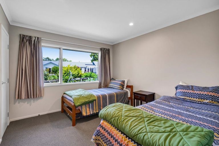 Photo of property in 1 Becklands Place, Inglewood, 4330