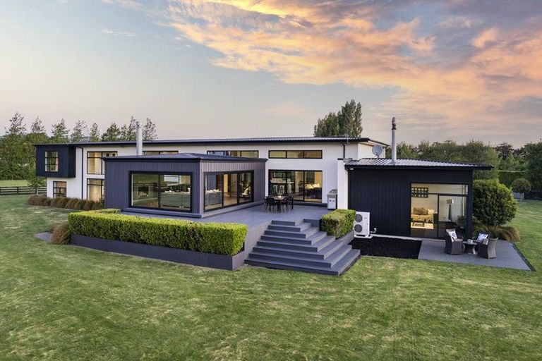 Photo of property in 118 Robinsons Road, Prebbleton, Christchurch, 7674