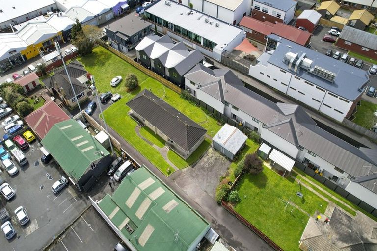 Photo of property in 11b U1 Cook Street, Hamilton East, Hamilton, 3216