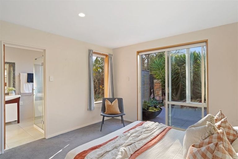 Photo of property in 106 Saint Martins Road, Saint Martins, Christchurch, 8022