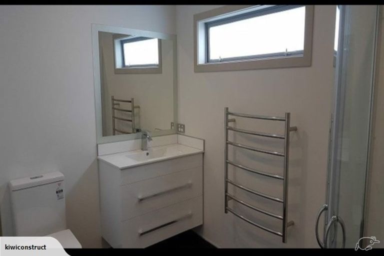 Photo of property in 2/374 Worcester Street, Linwood, Christchurch, 8011