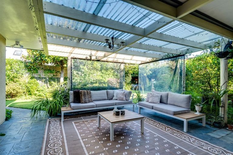 Photo of property in 54 Ngarimu Crescent, Taradale, Napier, 4112