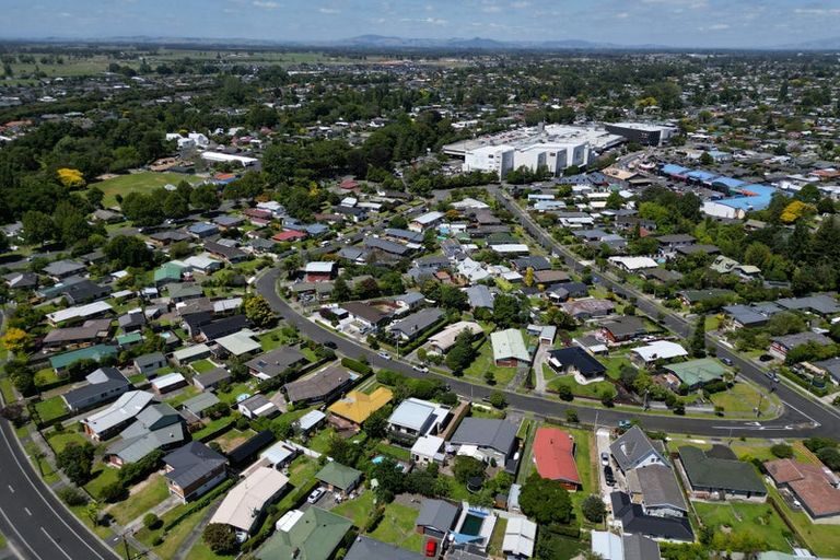 Photo of property in 13 De Vere Crescent, Chartwell, Hamilton, 3210