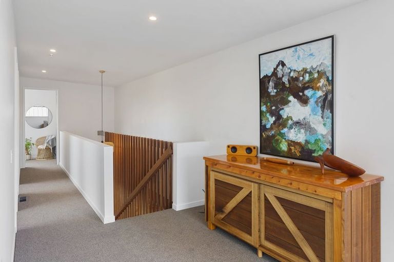 Photo of property in 4 Mirek Street, Waikanae, 5036