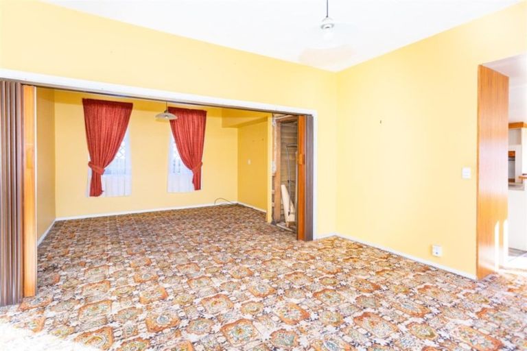 Photo of property in 8 Radley Street, Woolston, Christchurch, 8023