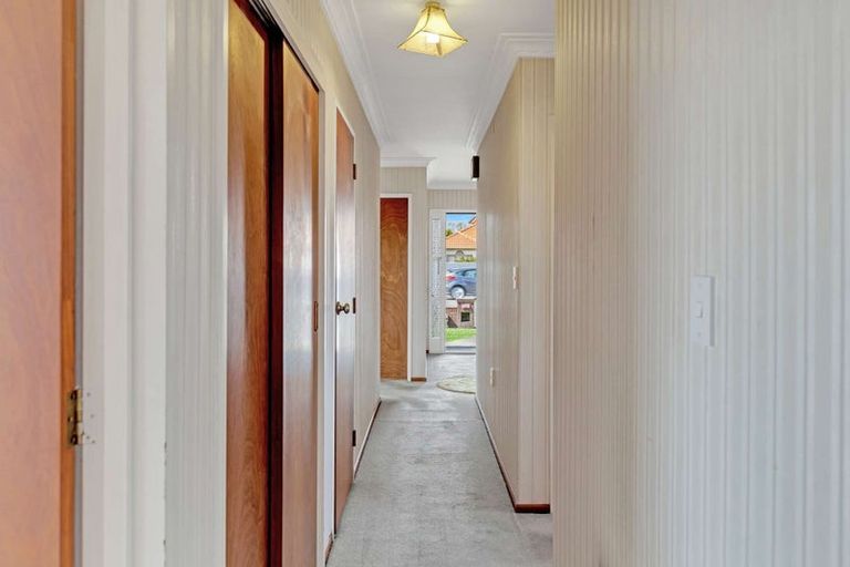 Photo of property in 1/102 Roy Street, Palmerston North, 4410