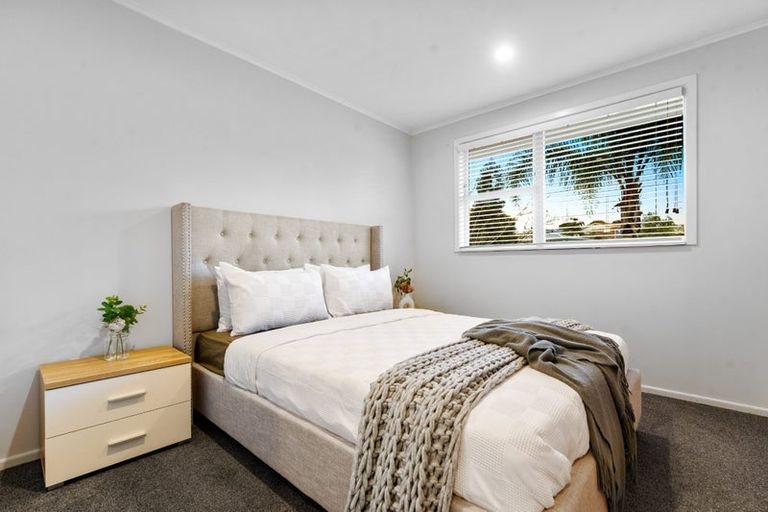 Photo of property in 60 Melba Street, Beach Haven, Auckland, 0626