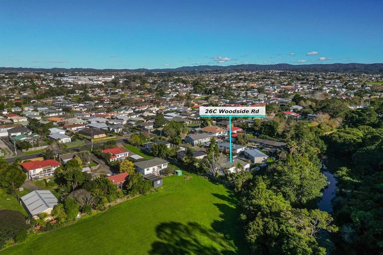 Photo of property in 26 Woodside Road, Massey, Auckland, 0614