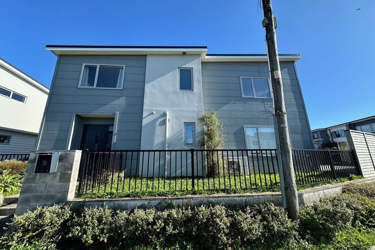 Photo of property in 30 Barber Grove, Moera, Lower Hutt, 5010