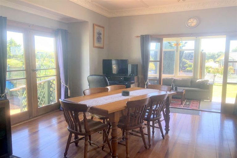 Photo of property in 1 Tavistock Place, Waipukurau, 4200