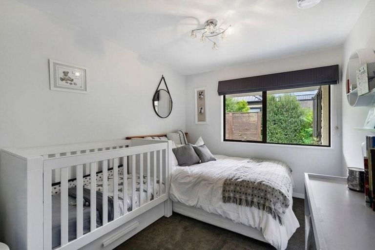 Photo of property in 7 Ringwood Place, Avonhead, Christchurch, 8042