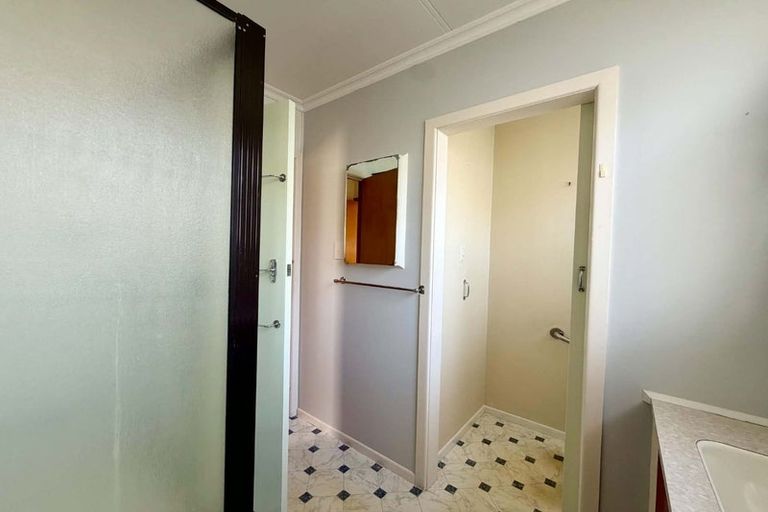 Photo of property in 71b Barrett Street, Westown, New Plymouth, 4310