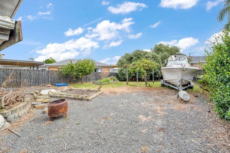 Photo of property in 11 Swan Crescent, Pakuranga, Auckland, 2010