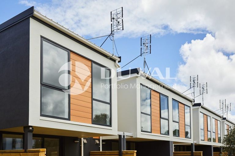 Photo of property in 10 Koro Lane, Mangere Bridge, Auckland, 2022