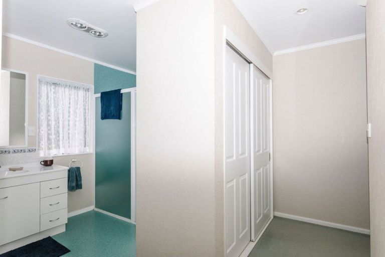 Photo of property in 3 James Street, Dannevirke, 4930