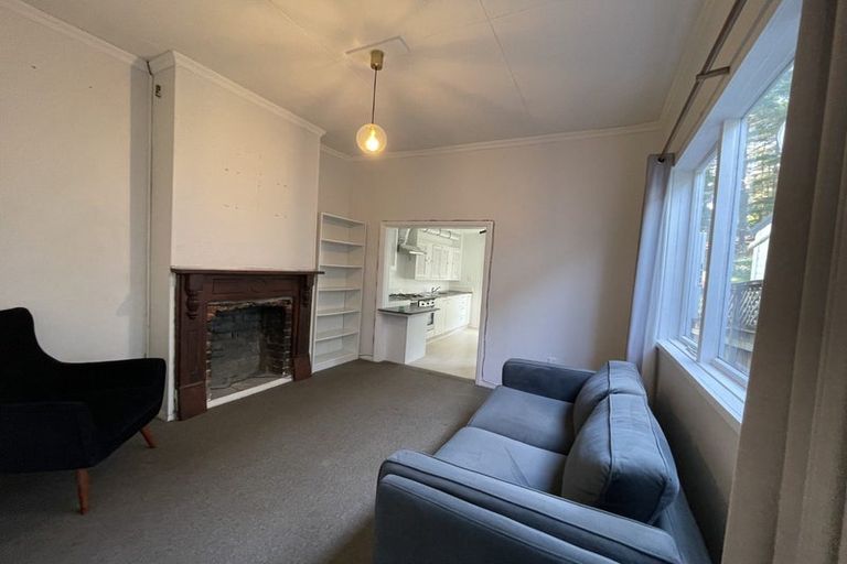 Photo of property in 10 Royal Street, Berhampore, Wellington, 6023