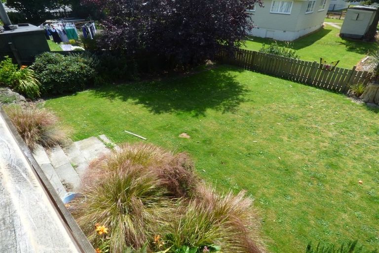 Photo of property in 1 Armstrong Street, Balclutha, 9230
