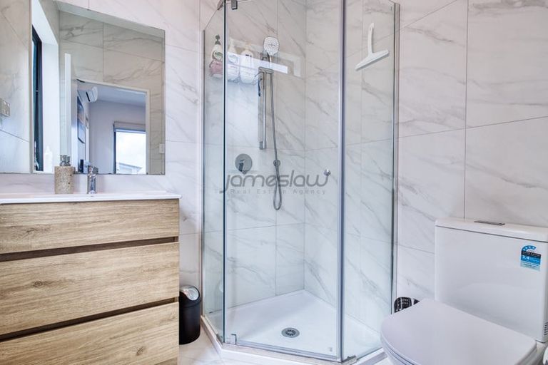 Photo of property in 17 Ta Moko Drive, Gulf Harbour, Whangaparaoa, 0930