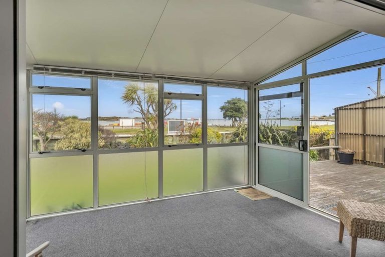 Photo of property in 3 Wharf Street, Castlecliff, Whanganui, 4501