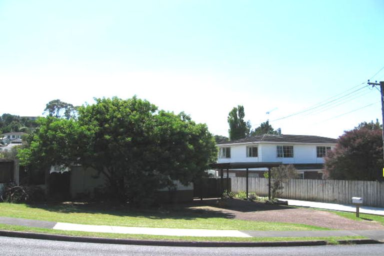 Photo of property in 77 Glenvar Road, Torbay, Auckland, 0630