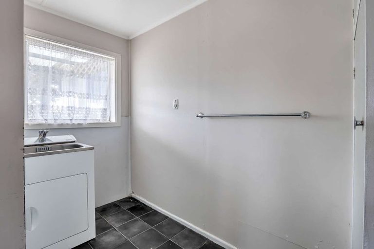 Photo of property in 3 Wharf Street, Castlecliff, Whanganui, 4501