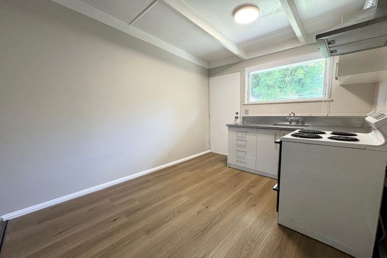 Photo of property in 4/17 Glengarry Road, Glen Eden, Auckland, 0602