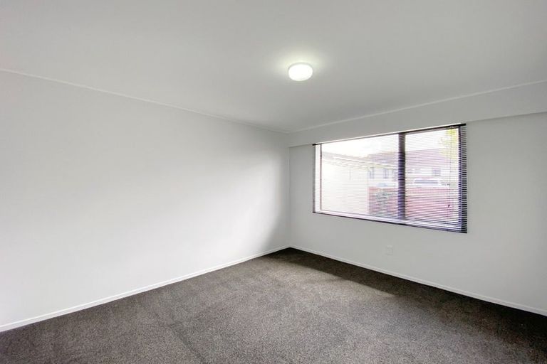 Photo of property in 2/1 Hill Road, Papatoetoe, Auckland, 2025
