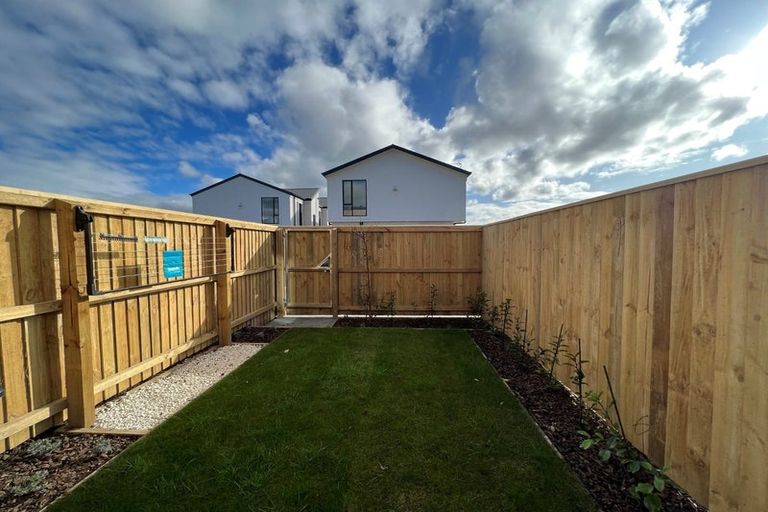Photo of property in 2/18 Rutherford Street, Woolston, Christchurch, 8023