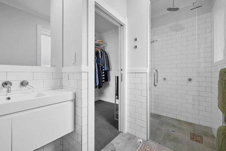 Photo of property in 12 Barriball Street, Fitzroy, New Plymouth, 4312