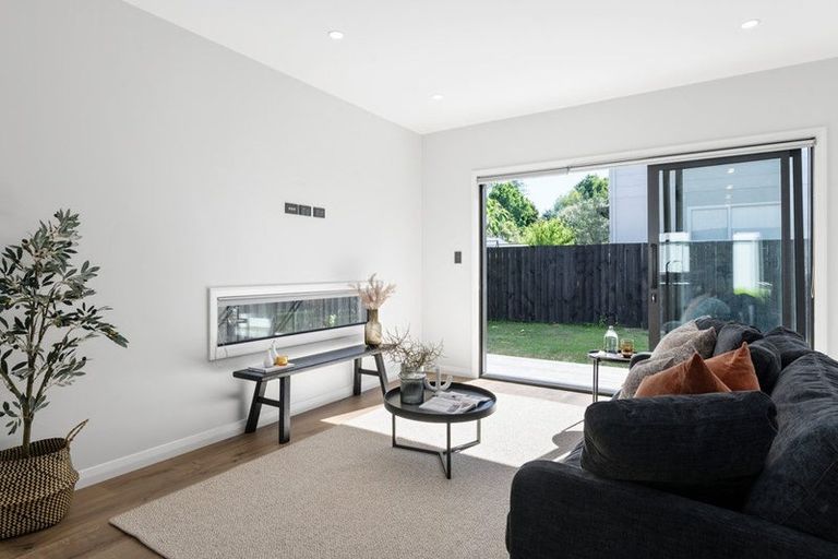 Photo of property in 64u3 Banbury Crescent, Fairfield, Hamilton, 3214