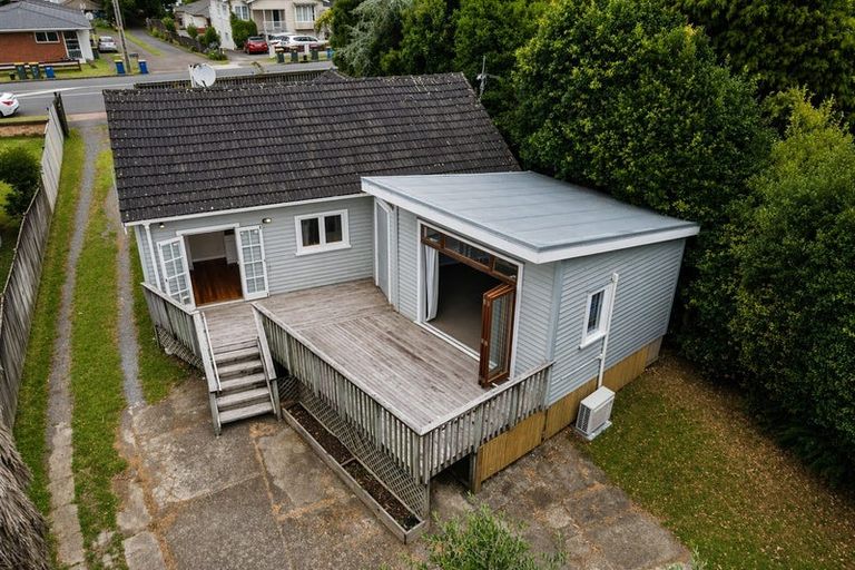 Photo of property in 55 Titirangi Road, New Lynn, Auckland, 0600