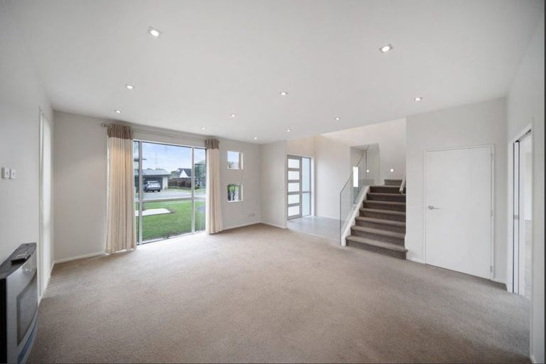 Photo of property in 44 Toscana Drive, Karaka, Papakura, 2113