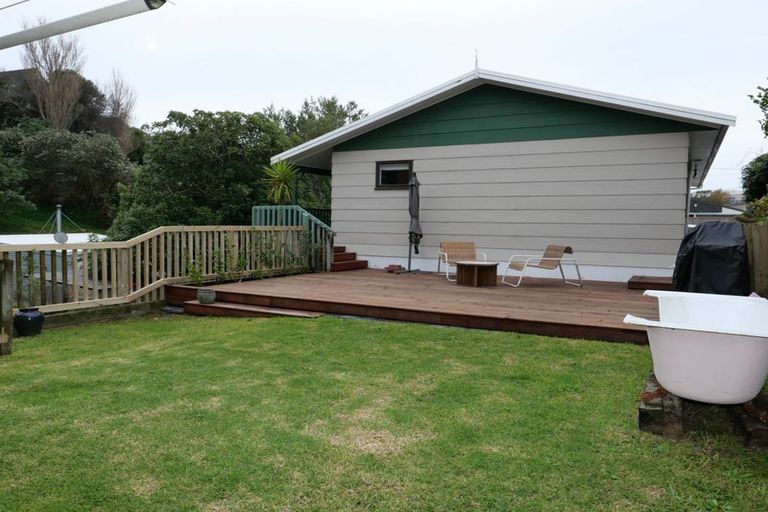 Photo of property in 95a Renown Road, Raumati South, Paraparaumu, 5032