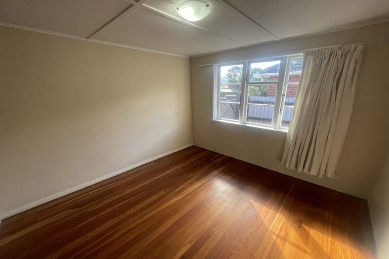 Photo of property in 70 Hewer Crescent, Naenae, Lower Hutt, 5011