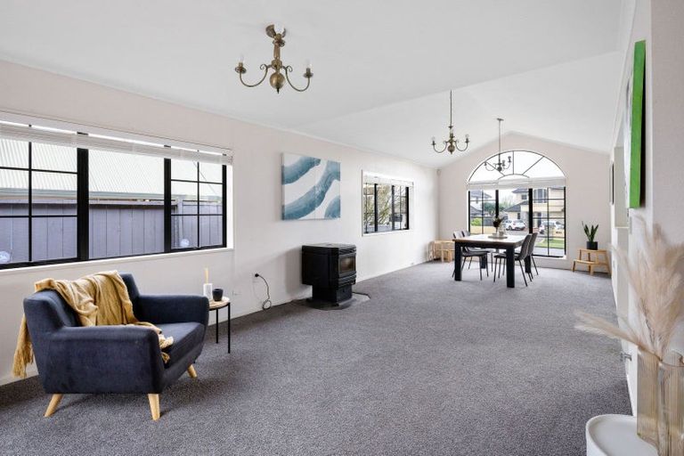 Photo of property in 34 Keswick Crescent, Huntington, Hamilton, 3210