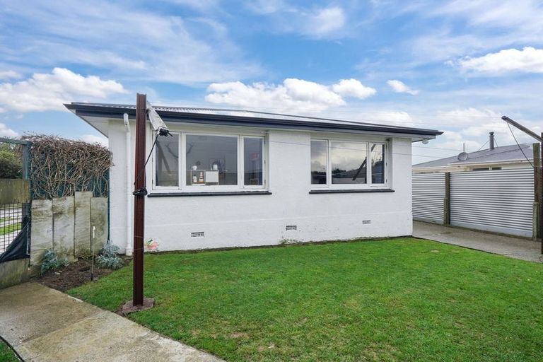 Photo of property in 273 Conyers Street, Strathern, Invercargill, 9812