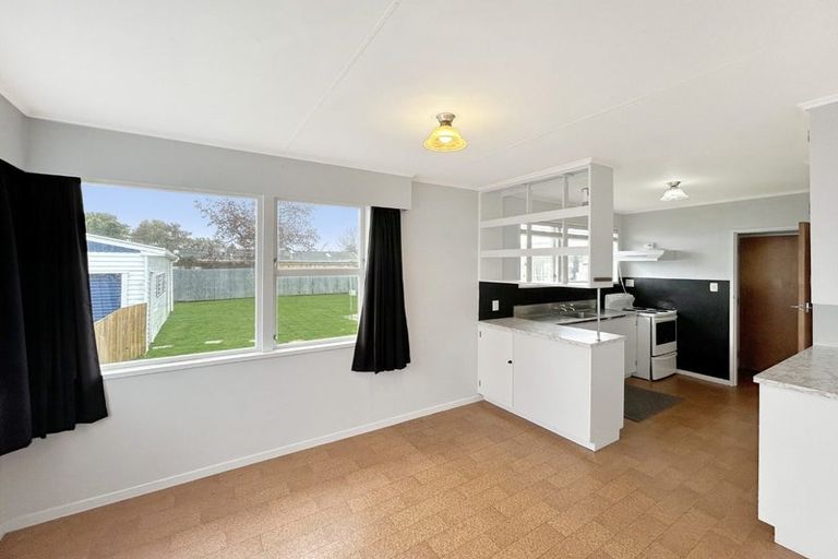 Photo of property in 31 Abraham Crescent, Milson, Palmerston North, 4414