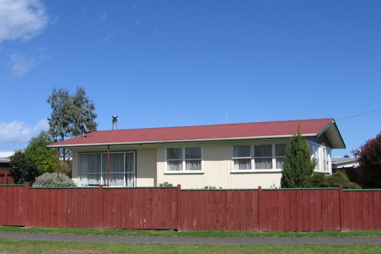 Photo of property in 6 Simkin Street, Taupo, 3330