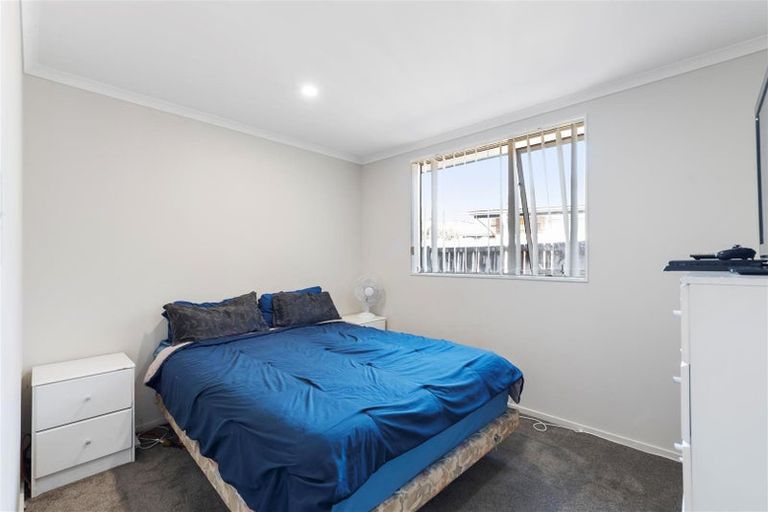 Photo of property in 14 Nykki Place, Papakura, 2110