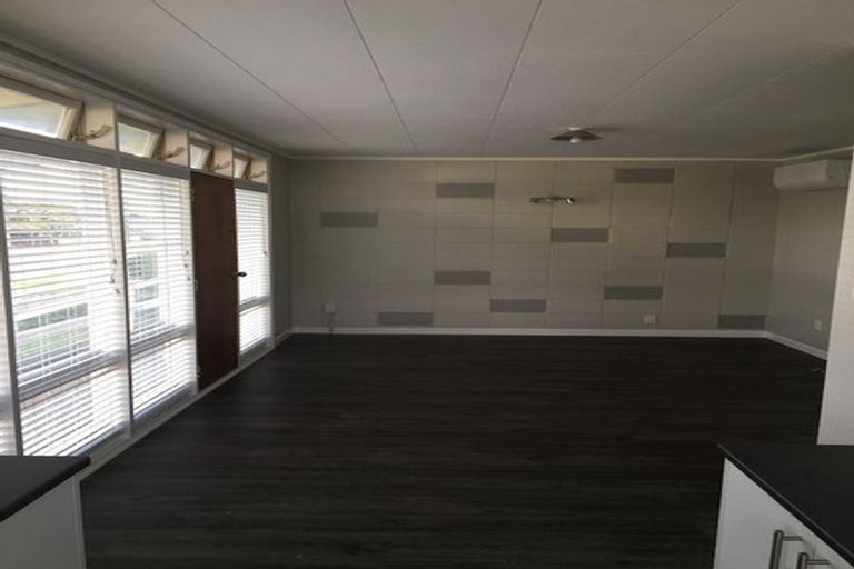 Photo of property in 1-6/12 Victoria Avenue, Whakatane, 3120
