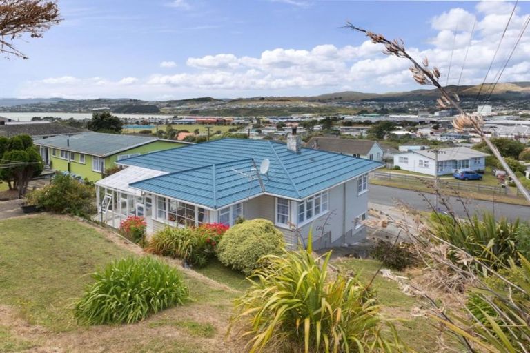 Photo of property in 69 Kotuku Street, Elsdon, Porirua, 5022