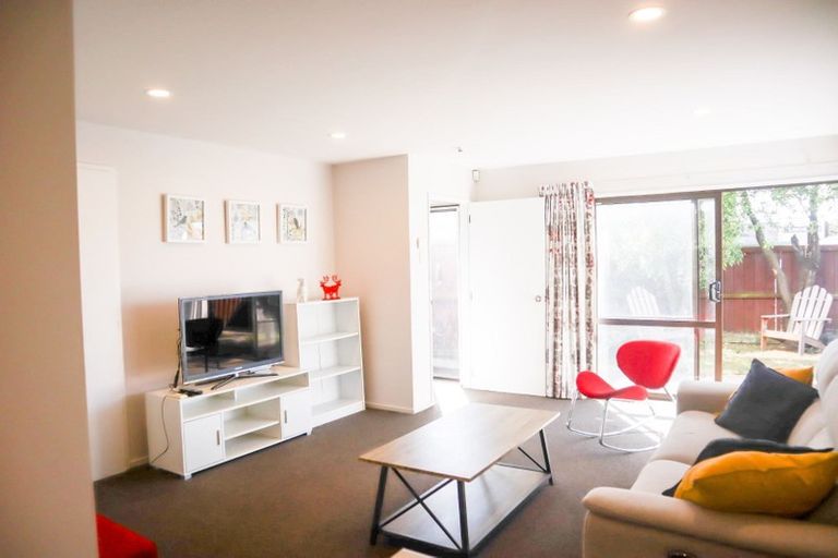 Photo of property in 3/2 Canon Street, St Albans, Christchurch, 8014