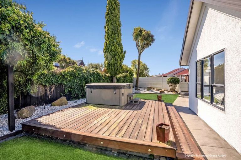 Photo of property in 27 Fairweather Crescent, Kaiapoi, 7630
