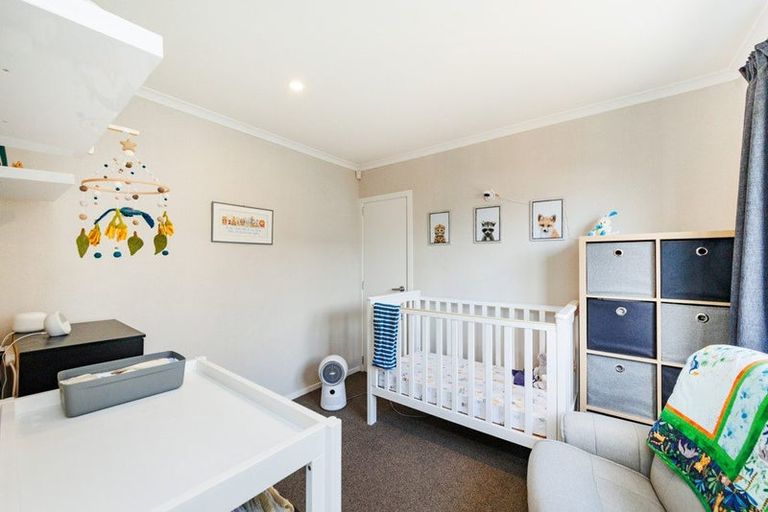 Photo of property in 32 Milton Street, Roslyn, Palmerston North, 4414